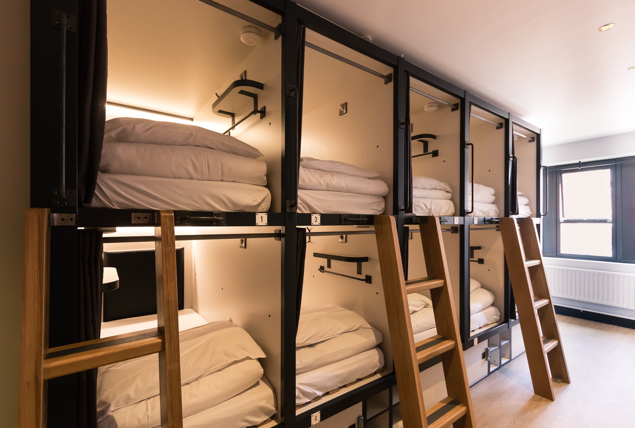 code pod hostel beds, capsule hostel in edinburgh, capsule hostel in dublin